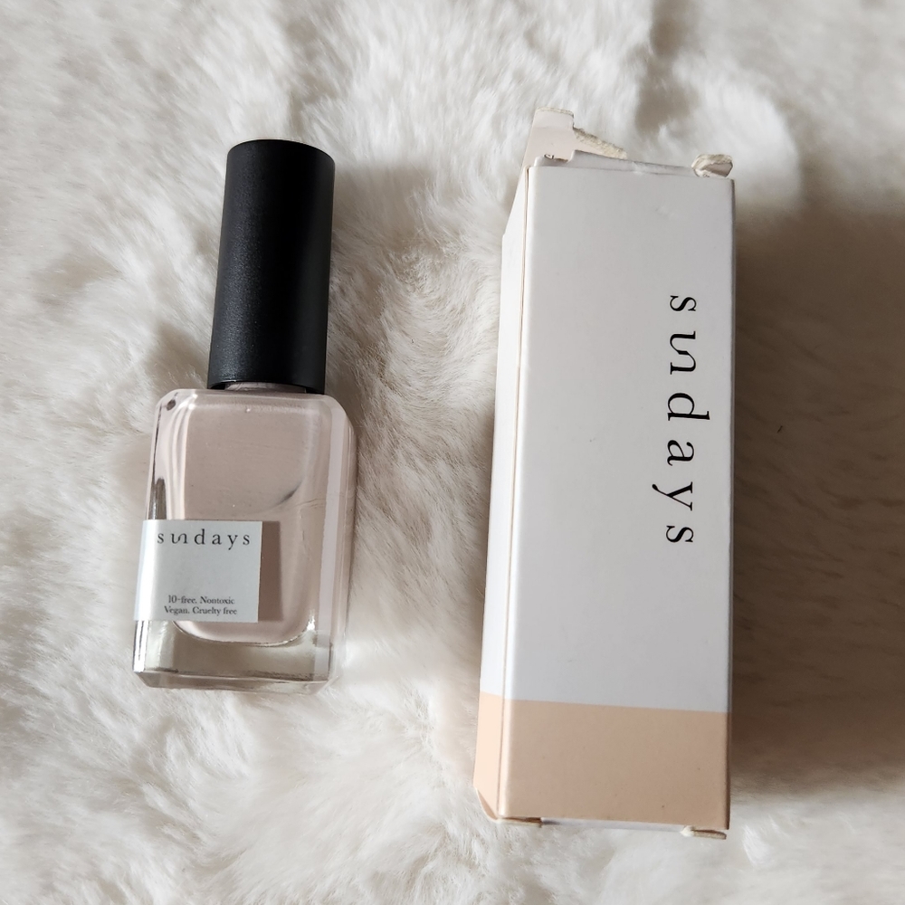 🆕️Sundays- Nail Color